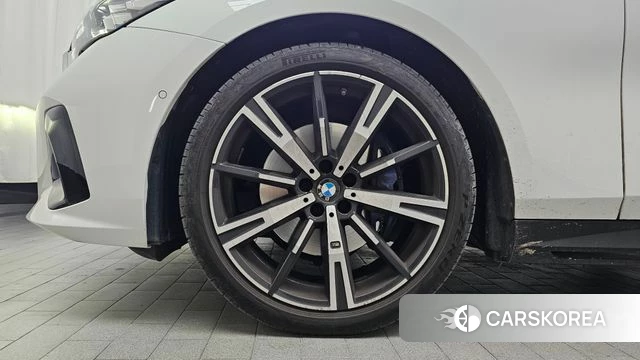 BMW 5 Series (G60) id 4194224 из Кореи 28