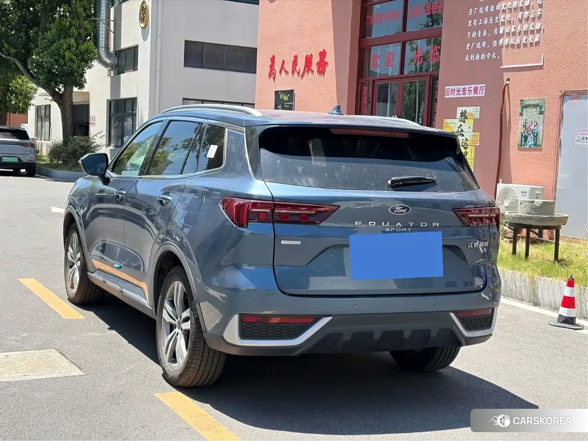 Ford Equator 2024 Silver/gray из Китая, фото 5