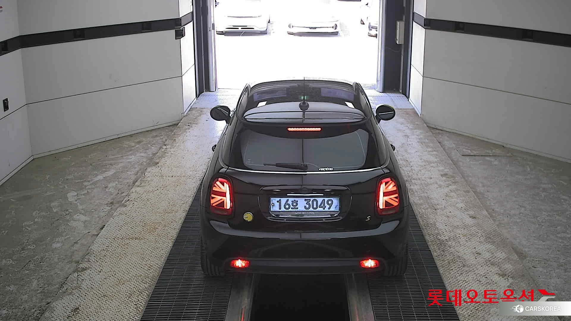 BMW MINI Cooper SE id 4289294 из Кореи 32