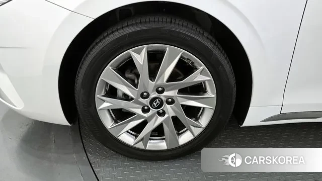 Hyundai The New Grandeur IG Hybrid id 3175393 из Кореи 15