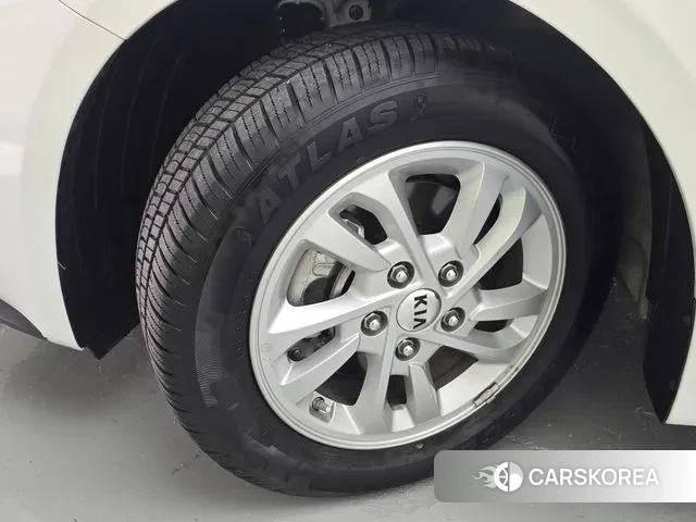 Kia Come New K3 id 3504398 из Кореи 14