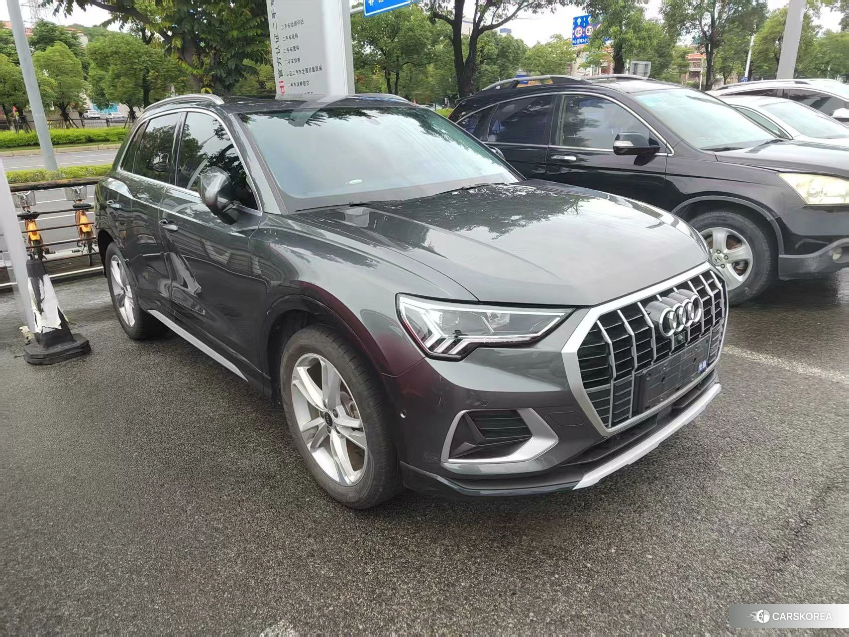Audi Q3 2022 Темно-серый из Китая, фото 5