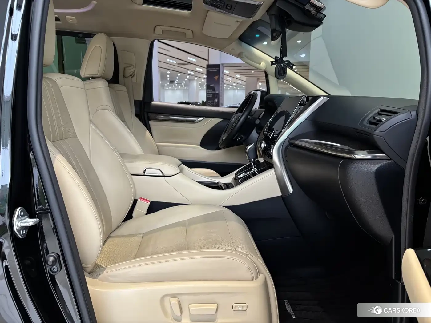 Toyota Vellfire id 4583751 из Китая 20