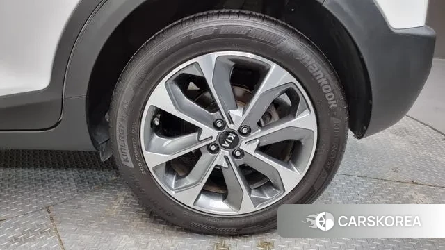 Kia Stonic id 3034356 из Кореи 15