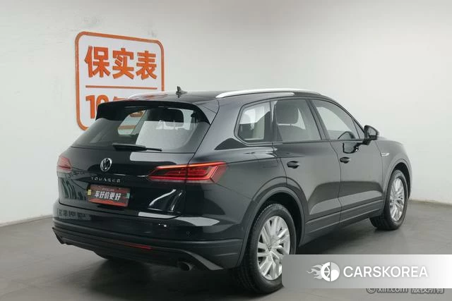 Volkswagen Touareg id 4210708 из Китая 19