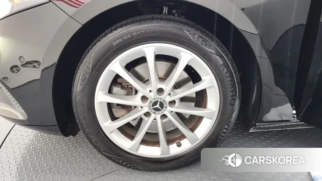 Mercedes-Benz A-Class W177 id 3484566 из Кореи 15