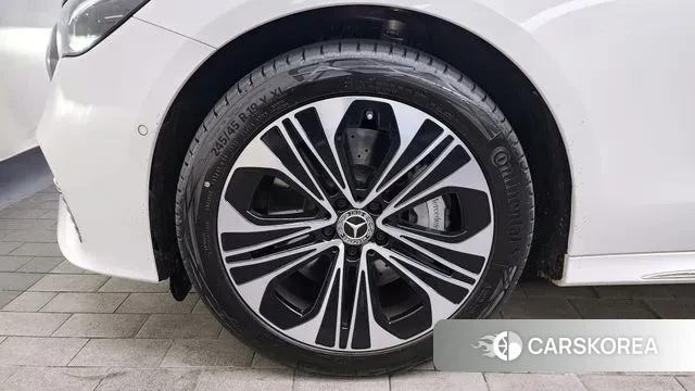 Mercedes-Benz E-Class W214 id 3658838 из Кореи 15