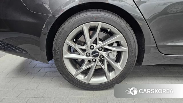 Genesis The New G70 id 4783390 из Кореи 27