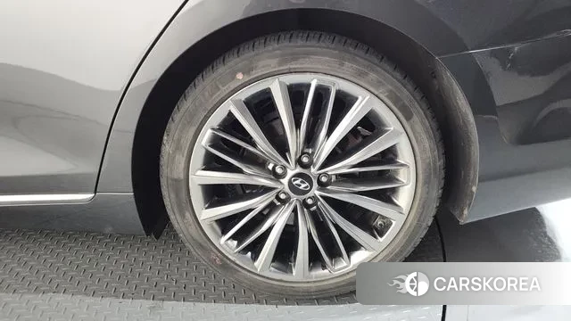 Hyundai Grandeur IG id 3772996 из Кореи 15