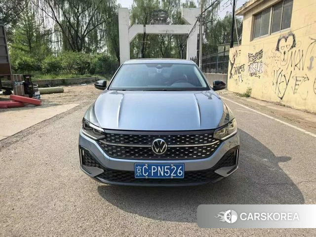 Volkswagen Lavida 2023 Синий из Китая, фото 5