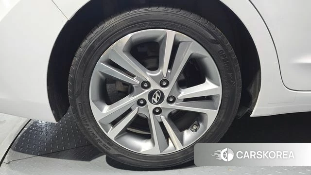 Hyundai Avante AD id 4605414 из Кореи 26