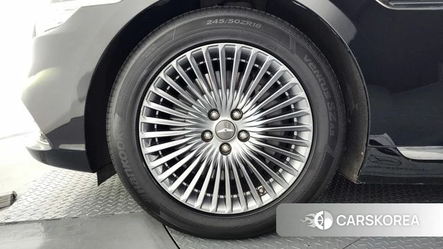 Genesis G90 id 3828680 из Кореи 15