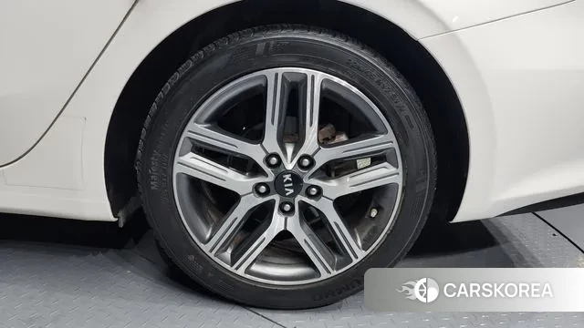 Kia Come New K3 id 3454855 из Кореи 15