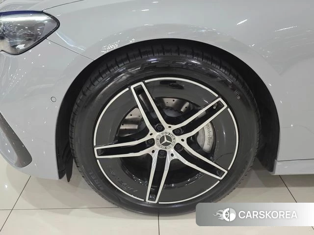 Mercedes-Benz E-Class W214 id 4853392 из Кореи 15