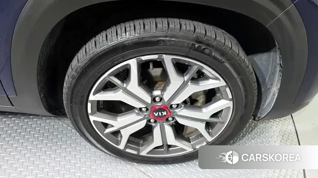 Kia Seltos id 3385708 из Кореи 15