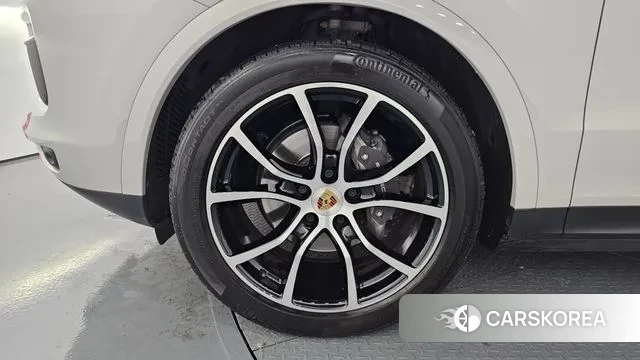 Porsche Cayenne (PO536) id 3032050 из Кореи 15