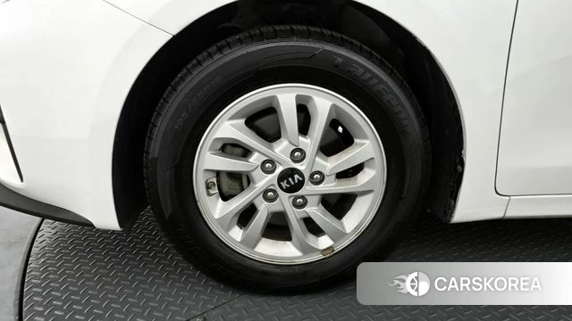 Kia Come New K3 id 4345326 из Кореи 28