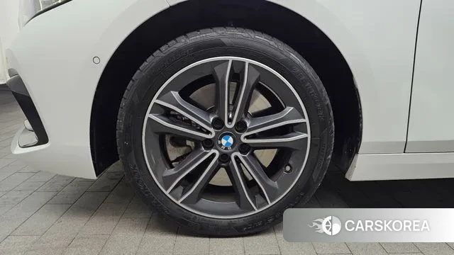 BMW 1 Series (F40) id 3675958 из Кореи 15