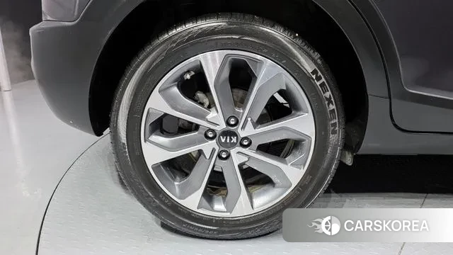 Kia Stonic id 3499841 из Кореи 15