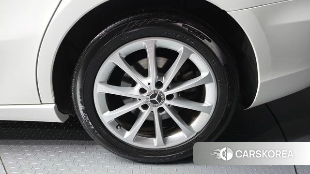 Mercedes-Benz A-Class W177 id 4482480 из Кореи 25