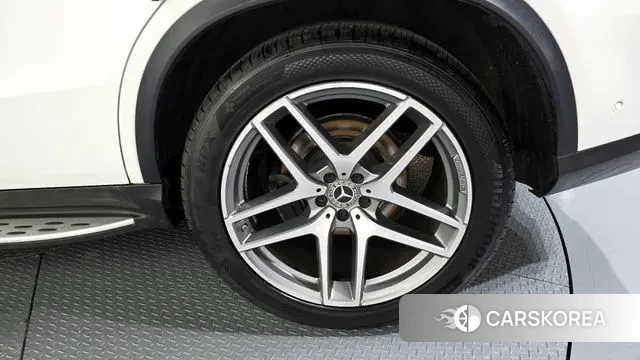 Mercedes-Benz GLE - Class W166 id 3029519 из Кореи 15