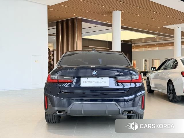 BMW 3 series 2023 Черный из Китая, фото 6