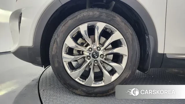 Kia The New Sorento id 3692940 из Кореи 15