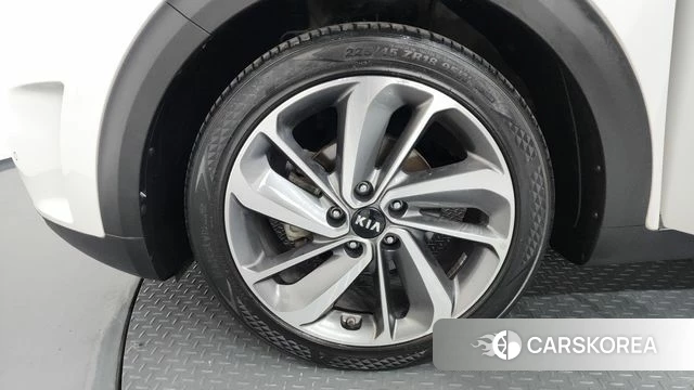 Kia Niro id 3905882 из Кореи 15