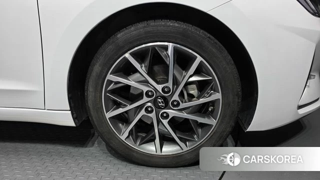 Hyundai The New Avante AD id 3795532 из Кореи 15