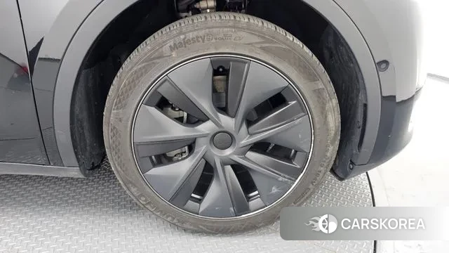 Tesla Model Y id 3388492 из Кореи 15