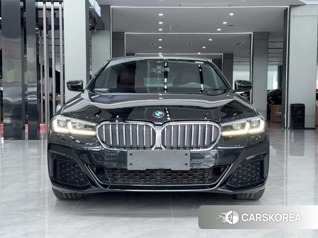 BMW 5 series 2022 Черный из Китая, фото 5