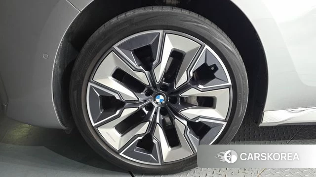 BMW 7 Series (G70) id 4560373 из Кореи 29