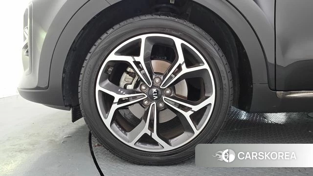 Kia Sportage The Bold id 4574349 из Кореи 25