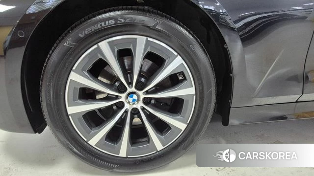 BMW 3 Series (G20) id 3934682 из Кореи 15