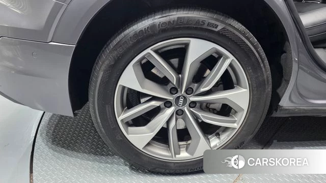 Audi e-Tron id 4019382 из Кореи 15
