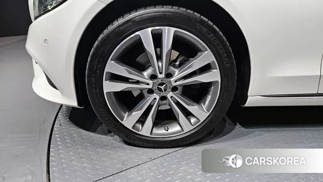 Mercedes-Benz C-Class W205 id 3572924 из Кореи 15