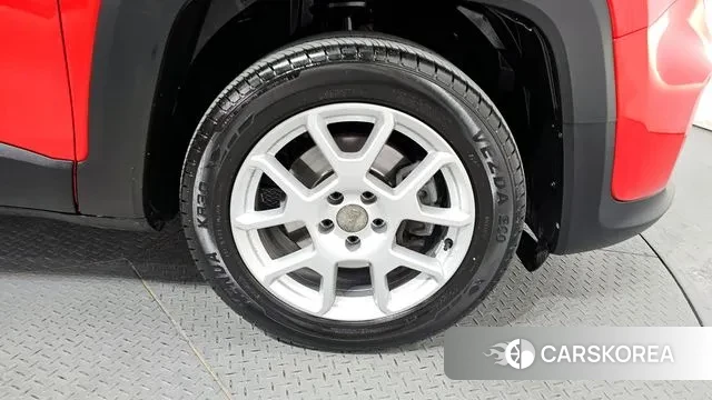 Jeep Renegade id 3439087 из Кореи 15