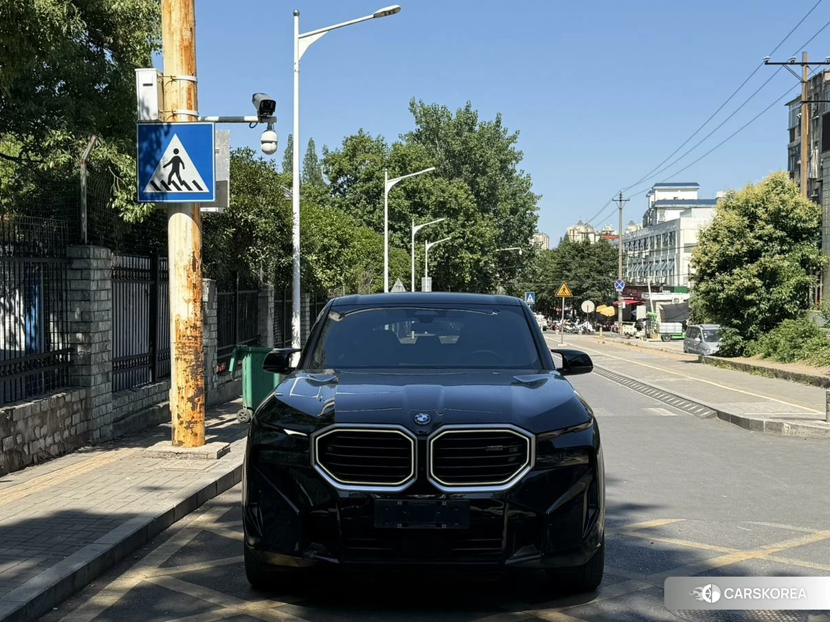 BMW XM 2023 Черный из Китая, фото 5