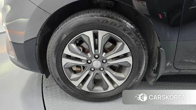 Kia The New Carnival id 4642952 из Кореи 15