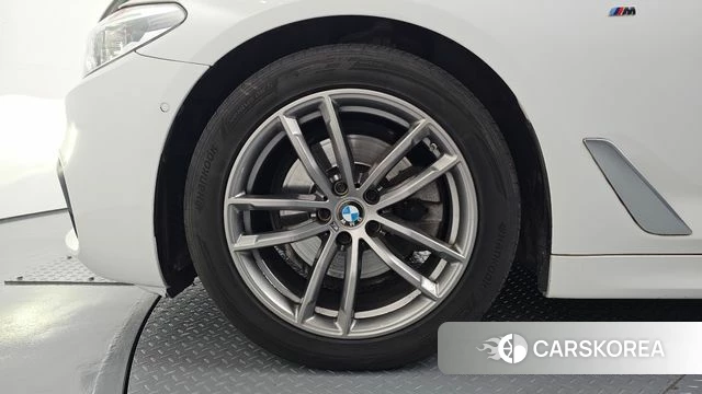 BMW 5 Series (G30) id 4677523 из Кореи 15