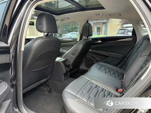 Volkswagen Passat id 4242248 из Китая 9