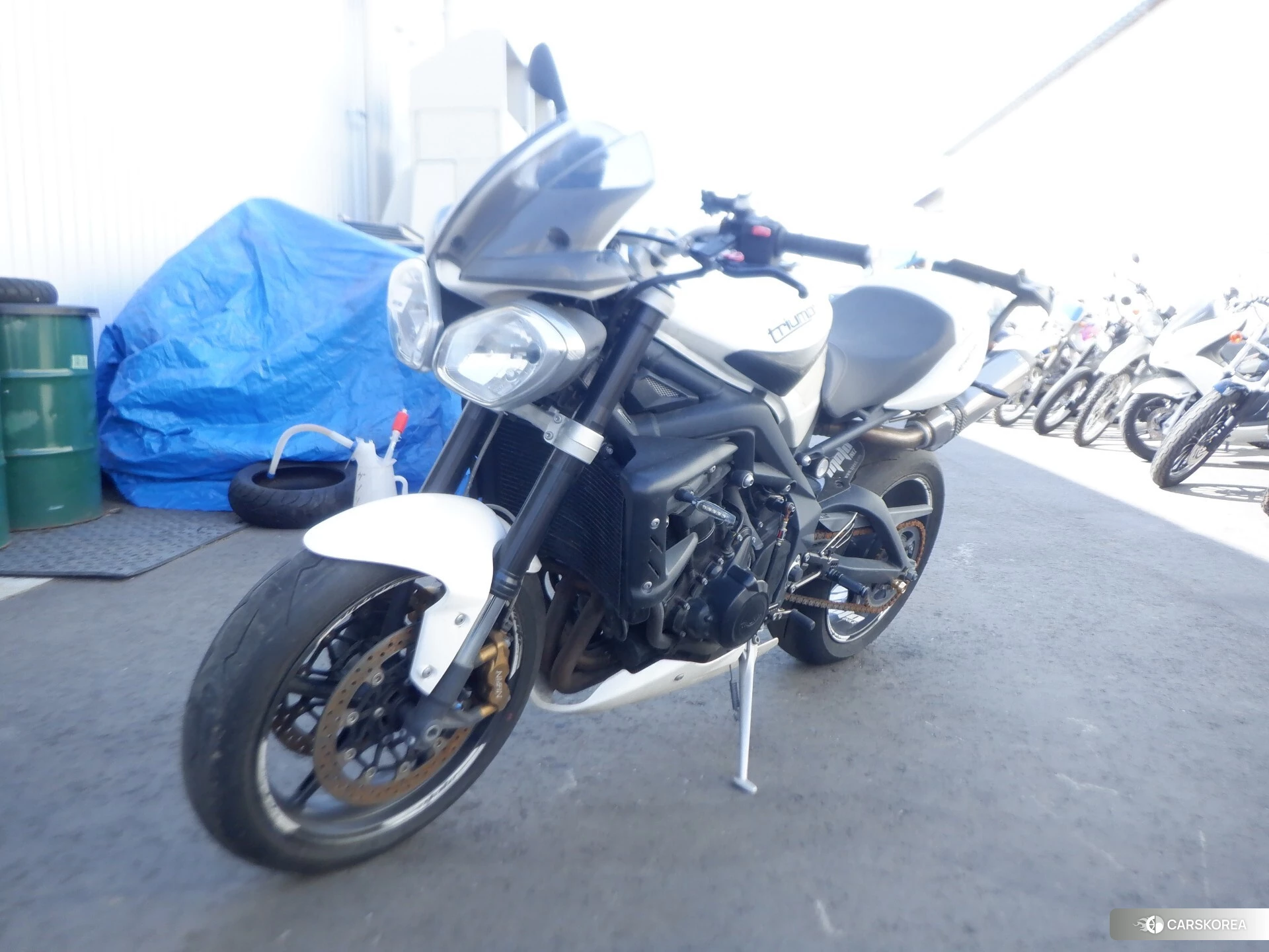 Проданный Triumph STREET TRIPLE R 2012 из Японии, фото 2