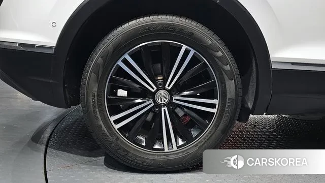 Volkswagen Tiguan second Generation id 3520021 из Кореи 15