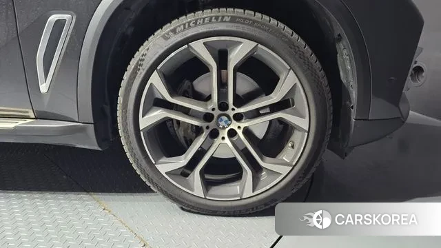 BMW X5 (G05) id 3395281 из Кореи 15