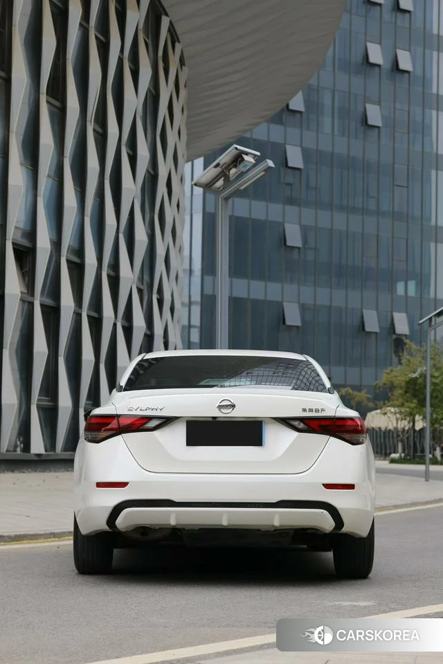 Nissan Xuan Yi 2022 Белый из Китая, фото 5