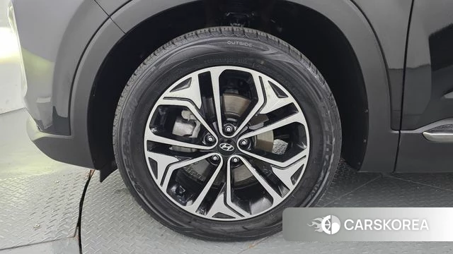 Hyundai Santa Fe TM id 4918909 из Кореи 33