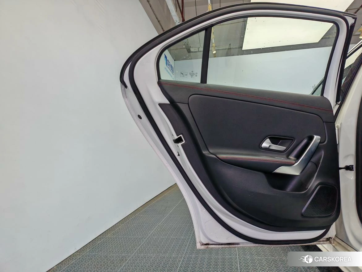 Mercedes-Benz Class A id 4405851 из Китая 15