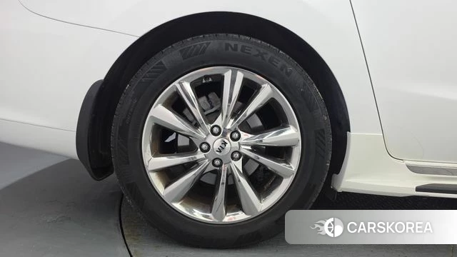 Kia The New Carnival id 4658188 из Кореи 15