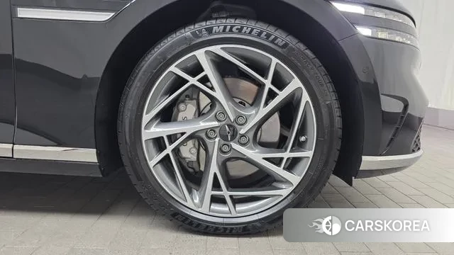 Genesis G90 (RS4) id 3452828 из Кореи 15