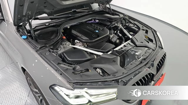 BMW 5 Series (G30) id 4377170 из Кореи 29